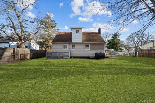 193 N Arizona Road, West Babylon, NY 11704