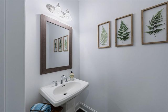 4989 Sealy Circle, Peachtree Corners, GA 30092