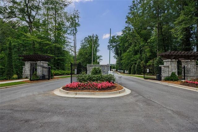 4989 Sealy Circle, Peachtree Corners, GA 30092