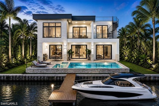 8039 Lagoon RD, Fort Myers Beach, FL 33931