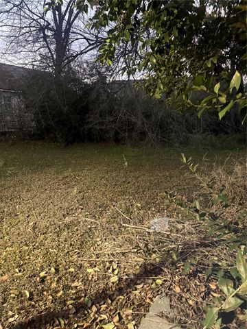 1304 N 22nd, Waco, TX 76707