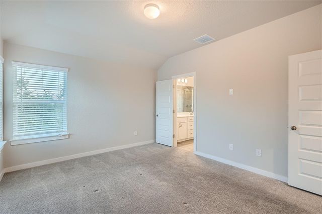 105 Appleberry LN, Elgin, TX 78621