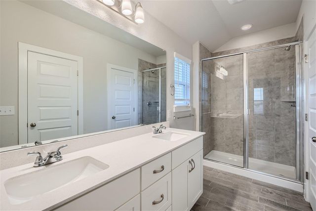 105 Appleberry LN, Elgin, TX 78621
