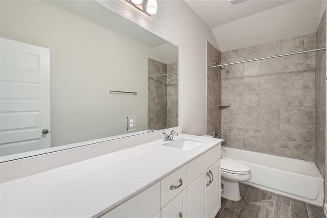 105 Appleberry LN, Elgin, TX 78621
