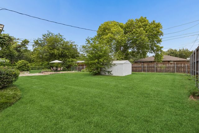 806 Nottingham Drive, Richardson, TX 75080