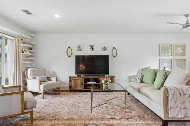 806 Nottingham Drive, Richardson, TX 75080