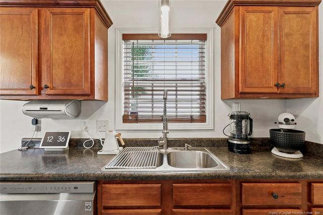 2616 Gressitt Point Lane, Fayetteville, NC 28306
