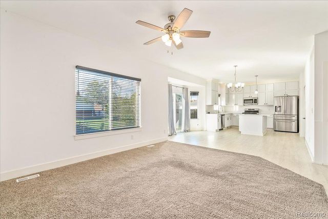 8319 Beatrice, Westland, MI 48185