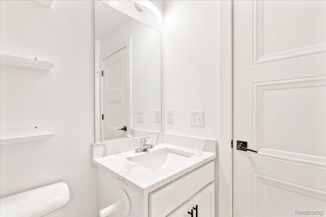 8319 Beatrice, Westland, MI 48185