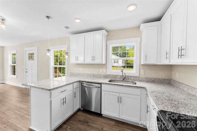 1511 Hollyleaf Avenue, Gastonia, NC 28052