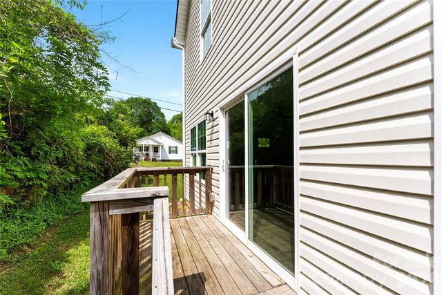 1511 Hollyleaf Avenue, Gastonia, NC 28052