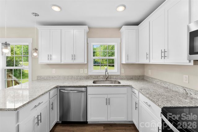 1511 Hollyleaf Avenue, Gastonia, NC 28052