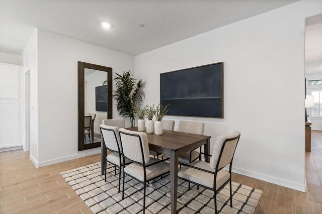 868 Traverse Drive S, Madera, CA 93636