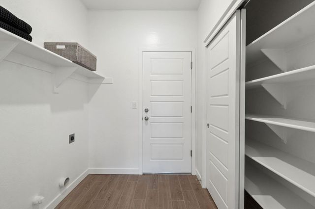 868 Traverse Drive S, Madera, CA 93636