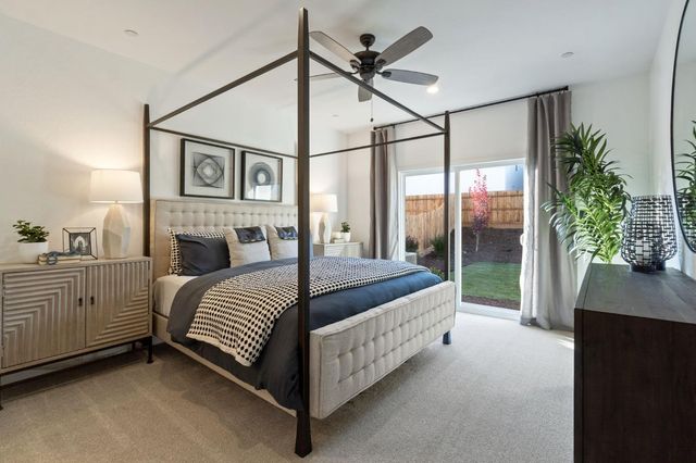 868 Traverse Drive S, Madera, CA 93636