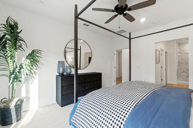 868 Traverse Drive S, Madera, CA 93636