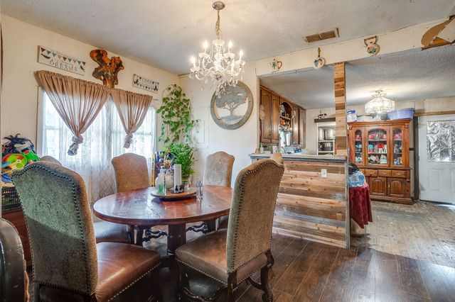 905 6th Avenue SE, Mineral Wells, TX 76067