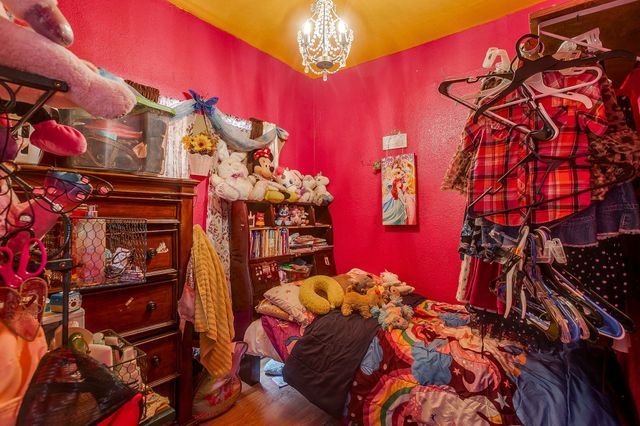905 6th Avenue SE, Mineral Wells, TX 76067