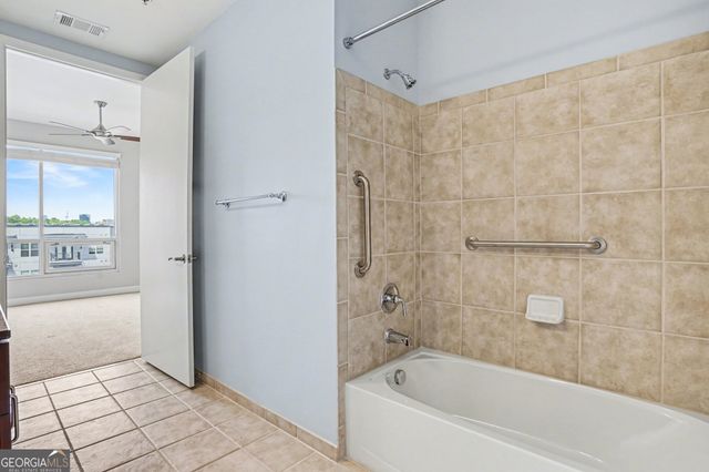 711 Cosmopolitan Drive NE 613, Atlanta, GA 30324