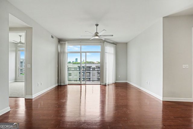 711 Cosmopolitan Drive NE 613, Atlanta, GA 30324