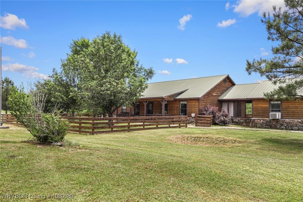 52390 Ridge Road, Talihina, OK 74571