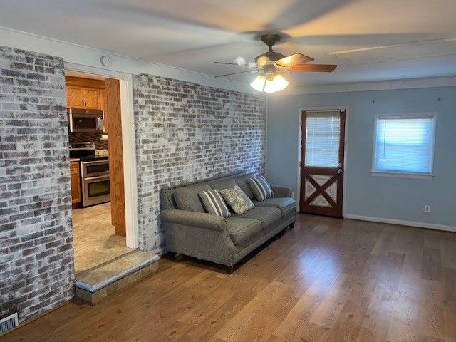 176 Old Quick Rd, Fayetteville, TN 37334