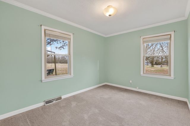 176 Old Quick Rd, Fayetteville, TN 37334