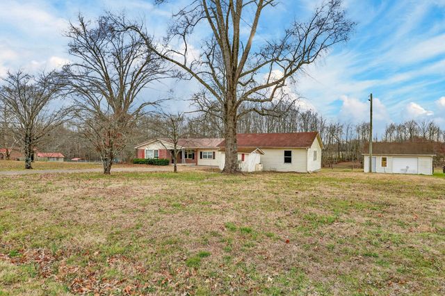 176 Old Quick Rd, Fayetteville, TN 37334