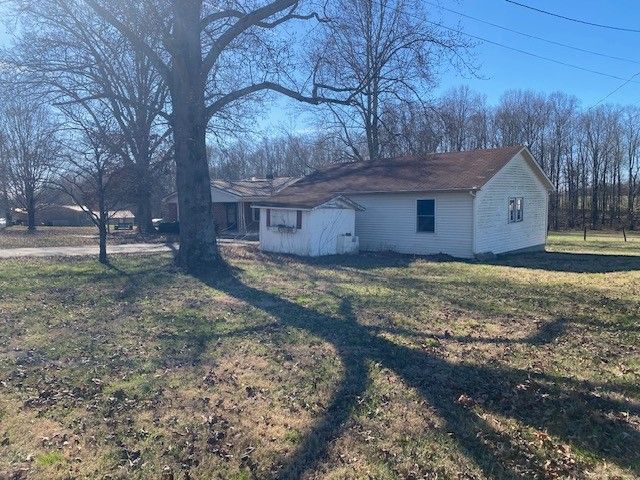 176 Old Quick Rd, Fayetteville, TN 37334