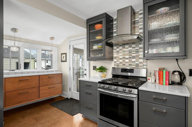 4032 Columbus Avenue, Minneapolis, MN 55407