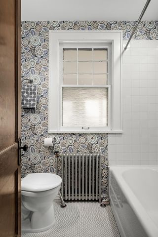 4032 Columbus Avenue, Minneapolis, MN 55407