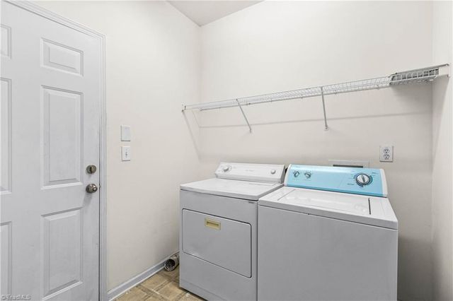 2057 Craver Meadows Drive, Winston-salem, NC 27127