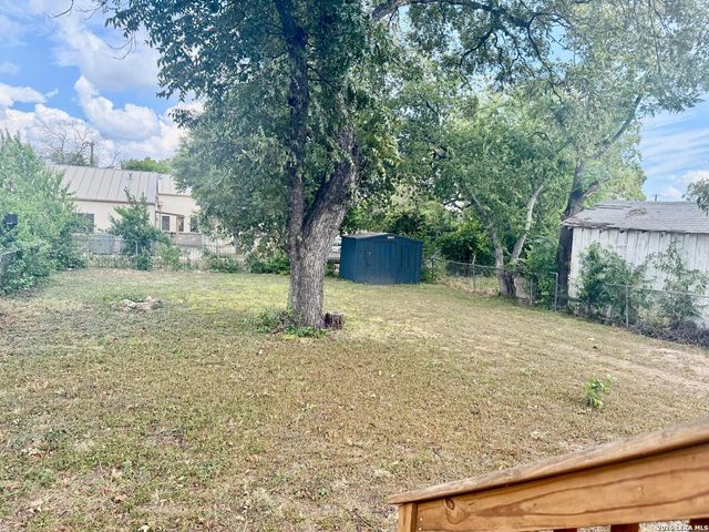 113 Thelka, San Antonio, TX 78214