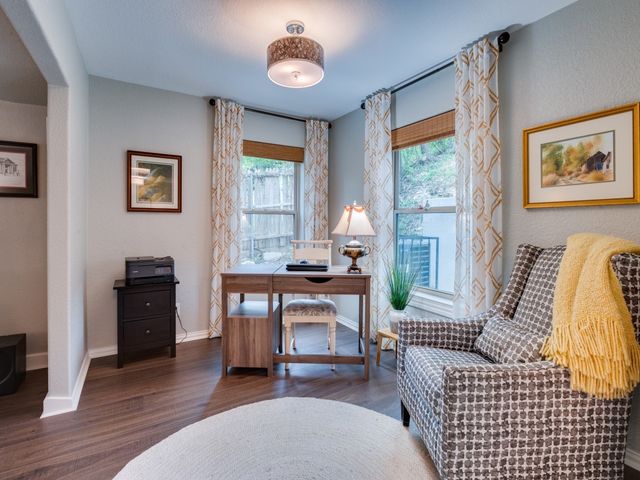 3215 Kiest Forest Drive, Dallas, TX 75233