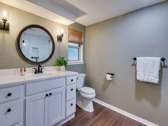 3215 Kiest Forest Drive, Dallas, TX 75233