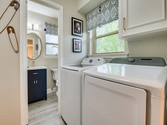 3215 Kiest Forest Drive, Dallas, TX 75233