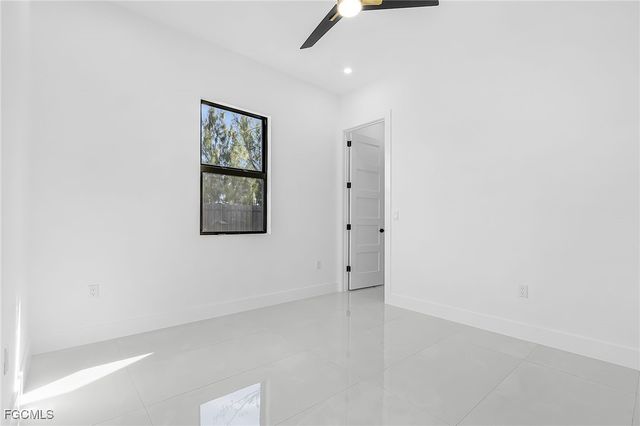 2000 SW 31st TER, Cape Coral, FL 33914