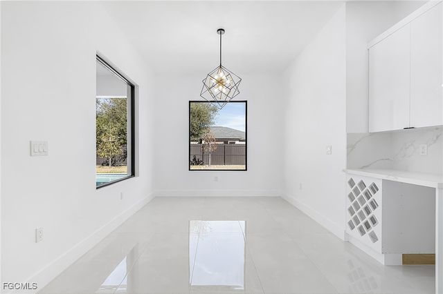 2000 SW 31st TER, Cape Coral, FL 33914