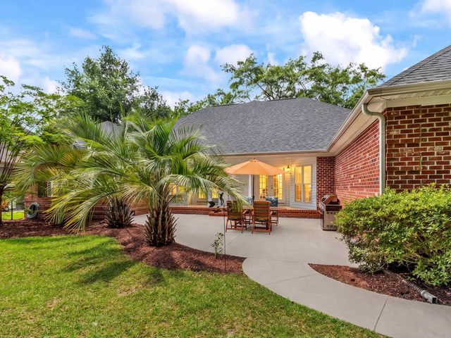60 Highwood Circle, Murrells Inlet, SC 29576