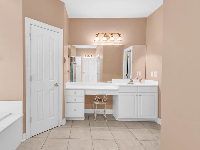 60 Highwood Circle, Murrells Inlet, SC 29576
