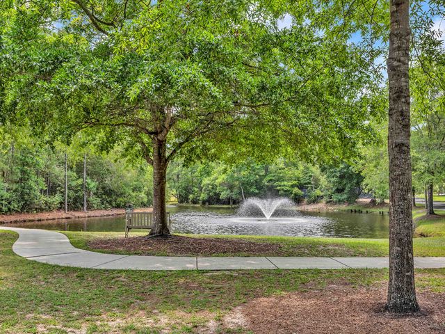 60 Highwood Circle, Murrells Inlet, SC 29576