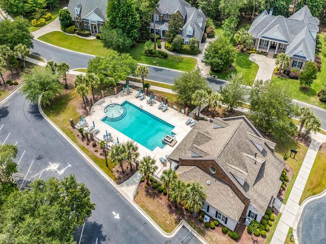 60 Highwood Circle, Murrells Inlet, SC 29576