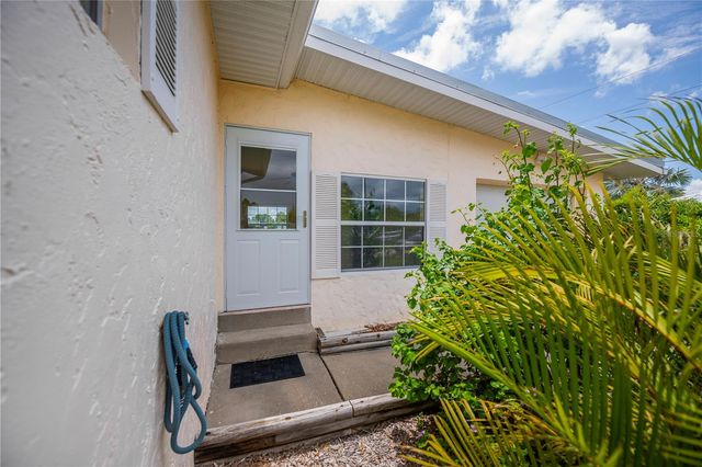 2828 MAGNOLIA WAY, Punta Gorda, FL 33950
