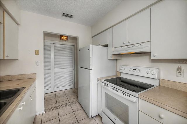 2828 MAGNOLIA WAY, Punta Gorda, FL 33950