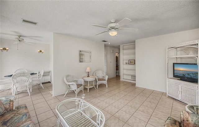 2828 MAGNOLIA WAY, Punta Gorda, FL 33950