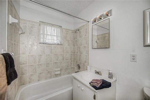 2828 MAGNOLIA WAY, Punta Gorda, FL 33950