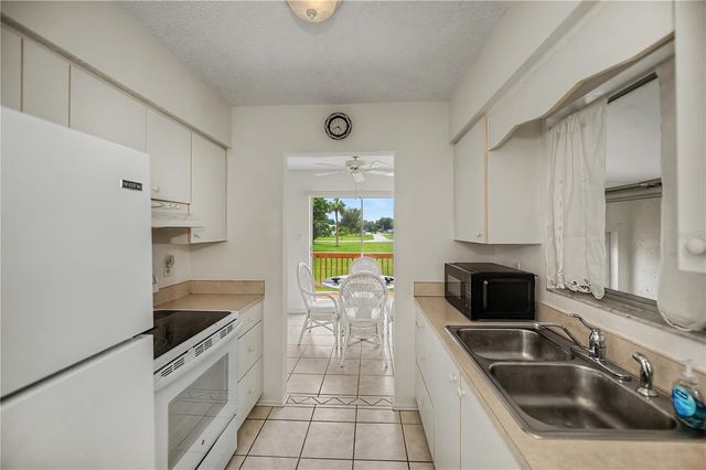 2828 MAGNOLIA WAY, Punta Gorda, FL 33950