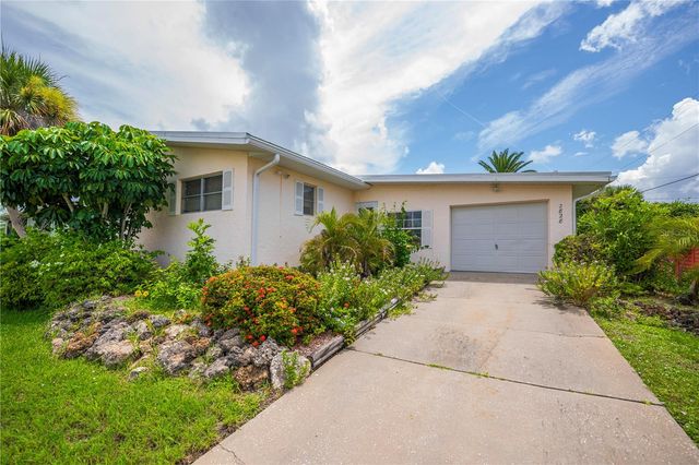 2828 MAGNOLIA WAY, Punta Gorda, FL 33950