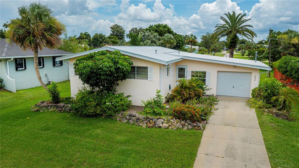 2828 MAGNOLIA WAY, Punta Gorda, FL 33950