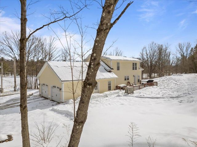 218 Brigham Hill Road, Essex, VT 05452